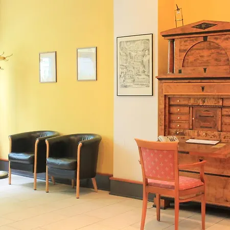 ホテル Zum Lowen 3*